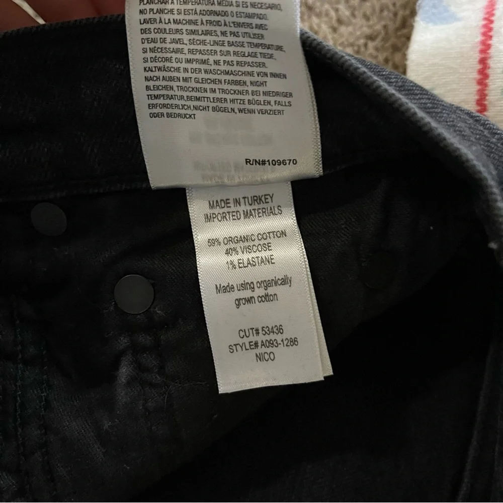 AGOLDE Nico High Rise Slim Jeans in Compilation - 25 - Picture 12 of 14
